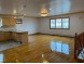 베이사이드 3Bed 2Bath 201가 32Ave. 2층나무 물만포함1300sf. Nopets Dining 넓은거실과침실