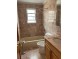 베이사이드 3Bed 2Bath 201가 32Ave. 2층나무 물만포함1300sf. Nopets Dining 넓은거실과침실