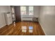 후레쉬메도우 2Bed 1Bath 유토피아파크웨이 65Ave. 2층나무 히팅과온수포함 드라이브웨이 전용둿마당 작은펫OK