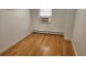 후레쉬메도우 3Bed 1Bath 164가 65Ave. 2층나무 물만포함 주차별도 주차편리 495근방 교통편리