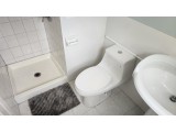 플러싱 1Bed 194가 40Ave. Walk-In 전부포함 완전새로개조 거의새것 환하고깨끗 노던1.5블럭 