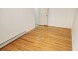 후레쉬메도우 새집 1Bed 198가 56Ave. 1층나무와대리석 물만포함 전부새것 주차편리한곳 