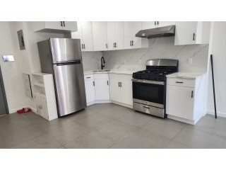 플러싱 콘도 아파트 146가 35Ave. 3층나무 엘리베이터 노던1블럭 한아름2블럭 교통편리