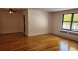 후레쉬메도우 아파트 2Bed 1Bath 196가 69Ave. 2층나무 주차편리 히팅과온수포함 세탁실
