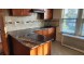 플러싱 3Bed 1.5Bath 169가 43Ave. 2층나무 히팅과온수포함 주차1대 1200sf. 넓은거실과침실 새로개조
