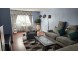 코로나 아파트 2Bed 99가 59Ave. 2층나무 전부포함/전기까지 세탁시설 깨끗하고 안전한동네 엘리베이터