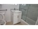 베이사이드 새집 1Bed 1Bath 214가 39Ave. 1층나무 물만포함 실내세탁및건조기 기차역도보 