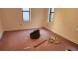플러싱 아파트 1Bed 1Bath 168가 36Ave. 5층나무 히팅과온수포함 기차역3분도보 노던2.5블럭 세탁시설