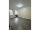 플러싱 1Bed 1Bath 샌포드와 Murray St. 1층나무 히팅과온수포함 새록개조 큰사이즈 기차역도보