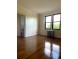 플러싱 1Bed 1Bath 샌포드와 Murray St. 1층나무 히팅과온수포함 새록개조 큰사이즈 기차역도보