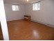 베이사이드 1Bed 1Bath 50Ave. 223가 바닥타일 전부포함 나무바닥 퀸즈칼리지(QCC)근처 노던근처 6월중순