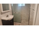 플러싱 2Bed 1Bath 157가 59Ave. 바닥타일 전부포함 키세나공원근처