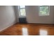 플러싱 아파트 1Bed 1Bath 165가 43Ave. 2층나무 히팅과온수포함 새로개조 환하고깨끗 