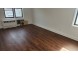 플러싱 아파트 1Bed 1Bath 150가 35Ave. 4층나무 히팅과온수포함 전부새로개조 전부새것 넓은거실과많은클라젯 1층에세탁실 한양마트 기차역 노던1블럭