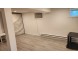 베이사이드 1Bed 1Bath 200가 45Ave. 바닥타일 전부포함 전부새로개조중 8월말입주