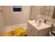 후레쉬메도우 1Bed 1Bath 150가 59Ave. 2층나무 히팅과온수포함 새로개조 주차편리 495고속도로근방