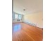 플러싱 2Bed 1Bath 133가 41Ave. 3층나무 기차역및전철역 히팅과온수포함 도서관 교통편리