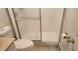 플러싱 아파트 2Bed 1Bath 1층/Ground 전부포함 기차역 둿마당 깨끗하고환함 