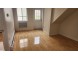 플러싱 아파트 듀플렉스 2Bed 2Bath 150가노던 4층과5층 물만포함 각층큰발코니 기차역 한양마트