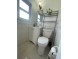와잇스톤 3Bed 1.5Bath 147가 17Ave. 2층나무 물만포함 1300sf. 주차편리 넓은공간 즉시입주