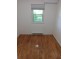베이사이드 3Bed 2Bath 223가 43Ave. 2층나무 물만포함 호수가근처 발코니 벽걸이A/C Nopet 주차별도($150)